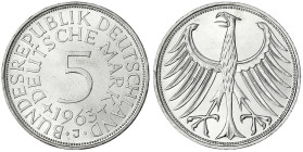 Münzen der Bundesrepublik Deutschland

Kursmünzen

5 Deutsche Mark Silber 1951-1974

1963 J. prägefrisch/fast Stempelglanz. Jaeger 387.