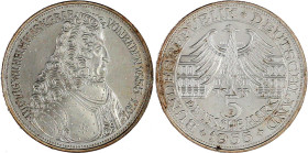 Münzen der Bundesrepublik Deutschland

Gedenkmünzen

5 Deutsche Mark, Silber, 1952-1979

Markgraf von Baden 1955 G. fast Stempelglanz, Prachtexe...