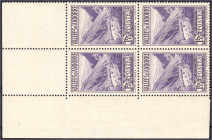 Briefmarken

Ausland

Andorra (französisch)

1.75 Fr. Landschaften 1932, postfrischer Eckrand-Viererblock. Mi. 600,-€. Michel 42 (4x).