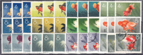 Briefmarken

Ausland

China

4 F. - 8 F. Zuchtformen des Goldfisches 1960, drei kpl. gestempelte Sätze. Mi. 300,-€. Michel 534-545 (3x).