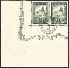 Briefmarken

Ausland

Liechtenstein

5 Fr. Schloss Vaduz 1952, waagerechtes Paar mit großem Rand aus Kleinbogen, sauber gestempelt. Mi. 500,-€. ...