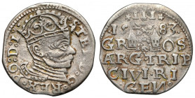 Stefan Batory, Trojak Ryga 1583 - ozdobny naramiennik