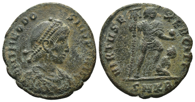 Theodosius I. (383-388 AD). Follis. Cyzicus. Obv: DN THEODOSIVS PF AUG. perl-dia...