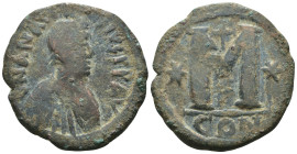 Anastasius I. (491-518 AD). Follis. Constantinople. Obv: D N ANASTAIUS P P AVG. diademed bust of Anastasius right. Rev: M / CON. Weight 14.15 gr - Dia...