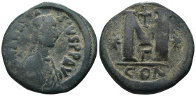 Anastasius I. (491-518 AD). Follis. Constantinople. Obv: D N ANASTAIUS P P AVG. diademed bust of Anastasius right. Rev: M / CON. Weight 17.11 gr - Dia...