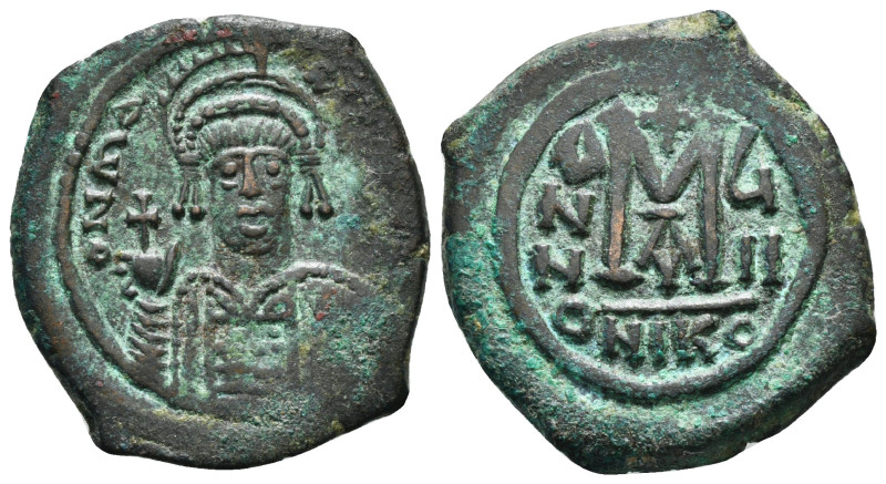 Byzantine Coin AE Follis. 11,53 g - 29,18 mm