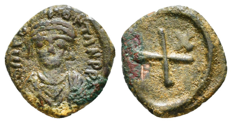 TIBERIUS II CONSTANTINE (578-582). Follis 3,08 g - 17,51 mm