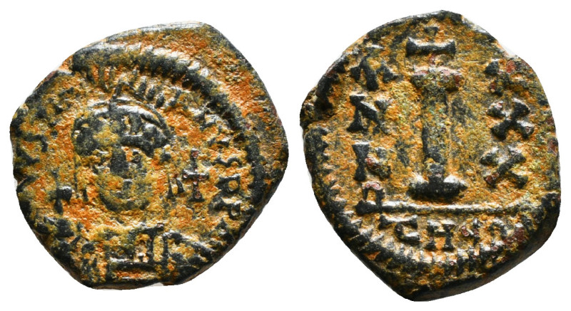 Byzantine Coin AE Follis 5,13 g - 19,50 mm