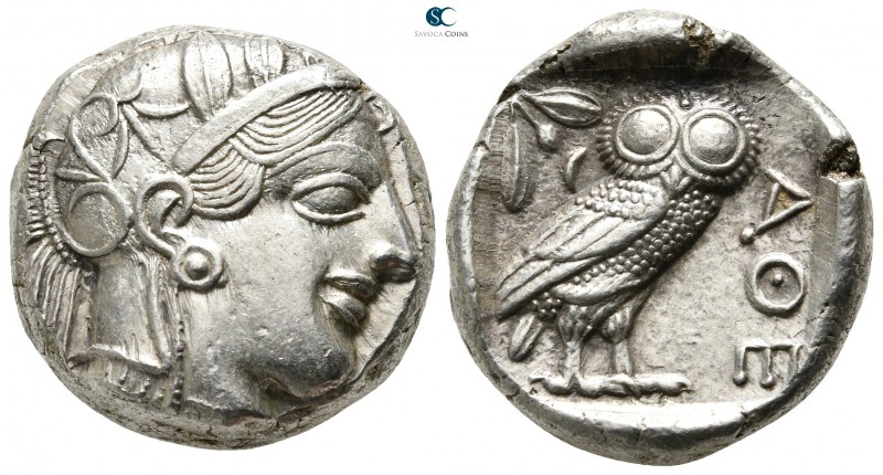 Attica. Athens 454-404 BC. 
Tetradrachm AR

24mm., 17,26g.

Head of Athena ...