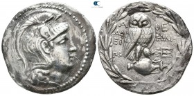 Attica. Athens. ΑΔΕΙΜΑΝΤΟΣ (Adeimantos), ΗΛΙΟ- (Helio-), magistrates circa 168-150 BC. Struck circa 147/6 BC. Tetradrachm AR. New Style coinage. Class...