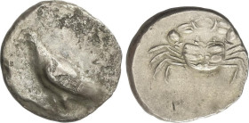 GREEK COINS
Didracma. 510-500 a.C. AKRAGAS. SICILIA. Anv.: Águila en pie a derecha. Alrededor leyenda no visible. Rev.: Cangrejo. 7,47 grs. AR. (Oxid...