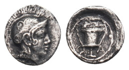 Lesbos, Methymna. AR Hemiobol. Circa 450-379 BC.
Obv: Helmeted head of Athena to right.
Rev: Kantharos; Μ-Α-Θ around.
SNG Copenhagen 351.
Condition: V...