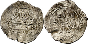 Califato. AH 382. Hisham II. Madinat Fas (Fez). Dirhem. (V. falta) (Miles 296). Rara. 3,17 g. BC.