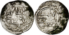 Califato. AH 385. Hisham II. Madinat Fas (Fez). Dirhem. (V. 610). Rara. 4,20 g. BC+.