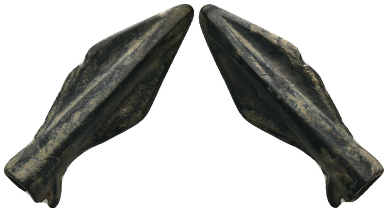 Weight 7.20 gr - Diameter 37 mm Ancient Bronze Arrowhead