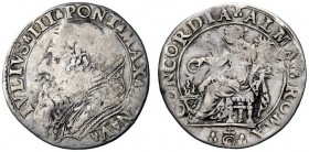 UNA PRESTIGIOSA COLLEZIONE DI MONETE DEI ROMANI PONTEFICI 
 Giulio III (Gian Maria Ciocchi del Monte), 1550 – 1555 
 Doppio carlino anno V, AR 4,44 ...