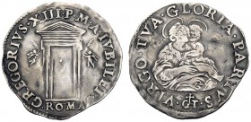 UNA PRESTIGIOSA COLLEZIONE DI MONETE DEI ROMANI PONTEFICI 
 Gregorio XIII (Ugo Boncompagni) 1572 – 1585 
 Giulio del Giubileo 1575, AR 3,01 g. GREGO...