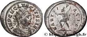 TACITUS
Type : Aurelianus 
Date : début - juin 
Date : 276 
Mint name / Town : Ticinum 
Metal : billon 
Millesimal fineness : 50  ‰
Diameter : 21,5  m...
