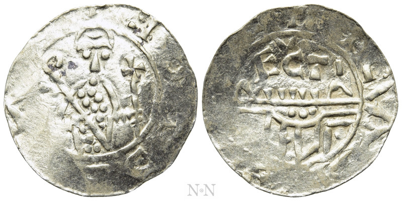 NETHERLANDS. Bishop of Utrecht. Bernold (1027-1054). Denar. 

Obv: Half-length...