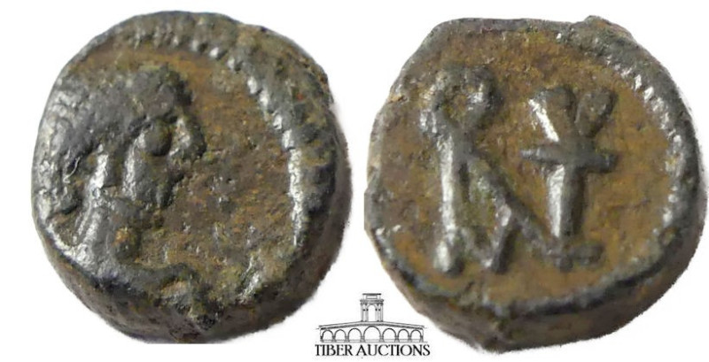 Anastasius I AD 491-518. Æ 10. Constantinople mint. Monogram of Anastasius. 10 m...