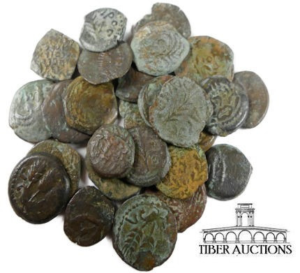 26 nicer assorted prutah, Judaea. 56.34 g.