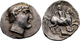 MITTLERE UND UNTERE DONAU. Patraos-Imitationen Tetradrachme ø 25mm (8.43g). Vs.: Apollonkopf mit Diadem n. r. Rs.: ΠΑΤΡΑΟΥ, Reiter mit Lanze n. r. ers...