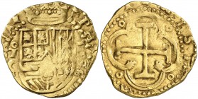 1596/5. Felipe II. Toledo. C. 2 escudos. (Cal. falta) (Tauler 66, no señala la rectificación de fecha). 6,76 g. Escudo entre /C/ y fecha de cuatro díg...