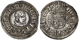 1662. Felipe IV. M (Madrid). Y. 8 maravedís. (Cal. 1428) (J.S. M-438). 2,43 g. Conserva el plateado original. Leves defectos de cospel. Bella. Rara as...
