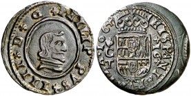 1664. Felipe IV. Córdoba. T. 16 maravedís. (Cal. 1286) (J.S. M-70, no destaca la variante en la leyenda). 4,29 g. Separación excesiva entre PHILIP y P...
