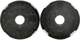 FRANCE
IIIe République (1870-1940). 25 centimes Lindauer, sur flan mince 1939, Paris.
GEM.- (cf. 78.7) ; Maillechort - 3,7 g - 24 mm - 6 h
NGC MS 62 (...