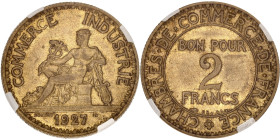 FRANCE
IIIe République (1870-1940). 2 francs, Chambres de Commerce 1927, Paris.
G.533 - F.267 ; Bronze-aluminium - 27 mm - 6 h
GENI AU 55 (FR75VSCVSI)...