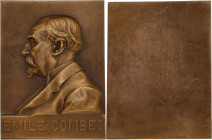 FRANCE
IIIe République (1870-1940). Plaque uniface, Emile Combes, par Prud’homme 1903.
Bronze - 57,07 g - 45 x 59 mm - 12 h
Poinçon corne BRONZE. Supe...