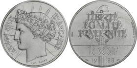 FRANCE
Ve République (1958 à nos jours). Essai de 100 francs Fraternité 1988.
G.903 - F.456 ; Argent - 15 g - 31 mm - 6 h
Sous scellé d’origine. Fleur...