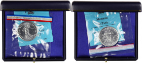 FRANCE
Ve République (1958 à nos jours). Piéfort de 5 francs Semeuse en argent 1985, Pessac.
GEM.154.P2 ; Argent - 22,8 g - 29 mm - 6 h
Dans son coffr...