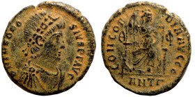 Theodosius I. (378-383 AD). Follis. Antioch. Obv: D N THEODOSIVS P F AVG. pearl-diademed bust of Theodosius I. right. Rev: CONCORDIA AVGGG. Constantin...