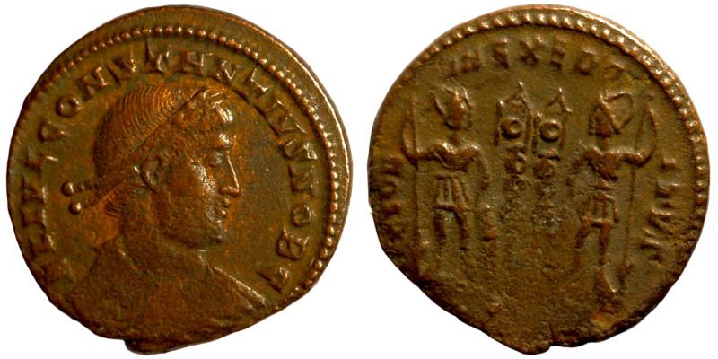 Constantinus II. (351-354 AD). Follis.

17mm 2,25g