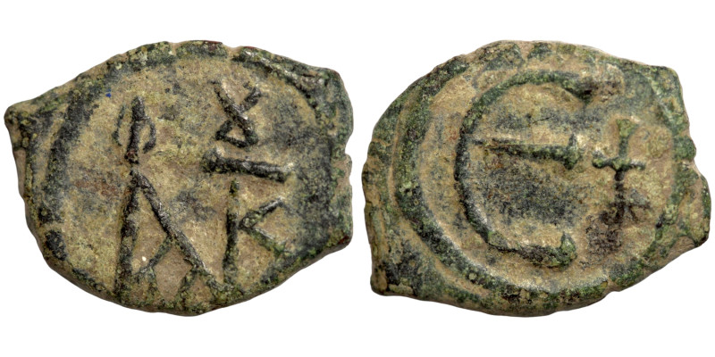 Byzantine Empire coin

13mm 2,05g