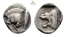 Greek MYSIA, Kyzikos (Circa 450-400 BC) AR obol (12,4 mm, 0,83 g)Obv: Forepart of boar left; to right, tunny upward.Rev: Head of roaring lion left;
