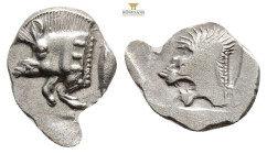 Greek MYSIA, Kyzikos (Circa 450-400 BC) AR obol (13,7 mm, 0,80 g)Obv: Forepart of boar left; to right, tunny upward.Rev: Head of roaring lion left;