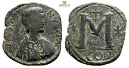 Justin I, AD 518-527. AE, Follis. 12,5 g. 32,9 mm. Constantinople.Obv: DN IVSTI-NVS P AV. Pearl diademed, draped, cuirassed bust right.Rev: Large M, s...