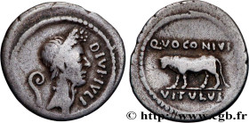 JULIUS CAESAR
Type : Denier 
Date : 40 AC. 
Mint name / Town : Rome 
Metal : silver 
Millesimal fineness : 950  ‰
Diameter : 20  mm
Orientation dies :...