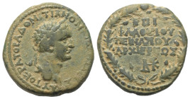 Phrygien. Kidyessos. Domitianus (81 - 96 n. Chr.).

 Bronze.
Vs: Kopf des Domitianus mit Lorbeerkranz rechts.
Rs: Vierzeilige Legende, darunter Mo...