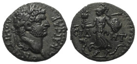 Pamphylien. Side. Domitianus (81 - 96 n. Chr.).

 Bronze.
Vs: Bärtiger Kopf des Domitian mit Lorbeerkranz rechts.
Rs: Athena mit Speer, Schild und...