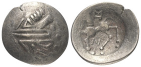 Ostkelten. Muntenien. Typ 'Sattelkopf'.

 Tetradrachme (Silber).
Vs: Stark stilisierter Kopf des Zeus mit Lorbeerkranz rechts.
Rs: Stark stilisier...