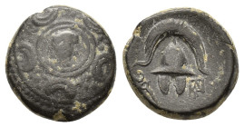 KINGS of MACEDON. Philip III Arrhidaios (323-317 BC).Uncertain in western Asia Minor.Ae.

Obv : Macedonian shield; on boss, head of Herakles facing sl...