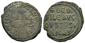 THEOPHILUS.(829-842).Constantinople.Ae.

Obv : ΘЄOFIL ЬASIL.
Facing bust, holding labarum and globus cruciger, and wearing crown surmounted by tufa.

...