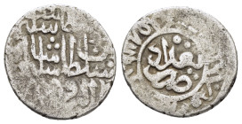 OTTOMAN EMPIRE.Selim II.(1566-1574).Baghdad.974 AH.Dirhem.

Obv : Arabic legend.

Rev : Arabic legend.
Damali 11-BG-G1b.

Weight : 3.7 gr
Diameter : 1...