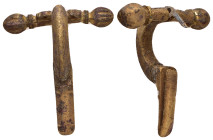 ANCIENT GREEK BRONZE FIBULA.(3th-2th Century BC).Ae.

Condition : Good very fine.

Weight : 47.49 gr
Diameter : 76 mm