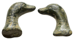 ANCIENT ROMAN BRONZE DUCK HEAD FIGURINE.(1st - 2nd Century).Ae.

Condition : Good very fine.

Weight : 22.3 gr
Diameter : 26 mm
