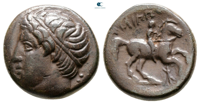 Kings of Macedon. Uncertain mint. Philip II of Macedon 359-336 BC. 
Bronze Æ
...